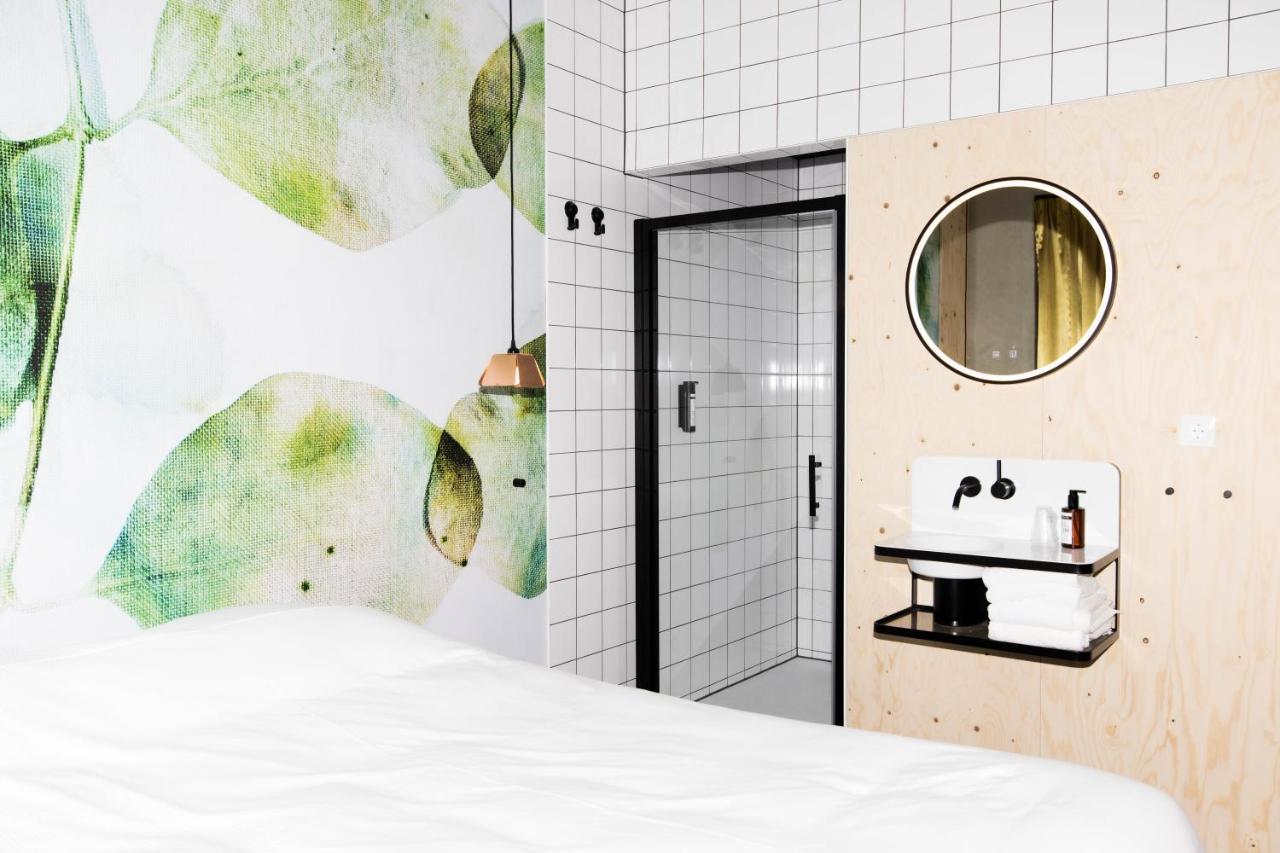 Hotel Moloko -Just A Room- Sleep&Shower-Digital Key By Sms Enschede Zewnętrze zdjęcie
