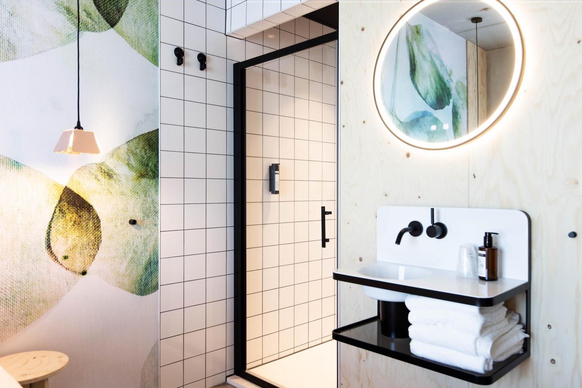 Hotel Moloko -Just A Room- Sleep&Shower-Digital Key By Sms Enschede Zewnętrze zdjęcie